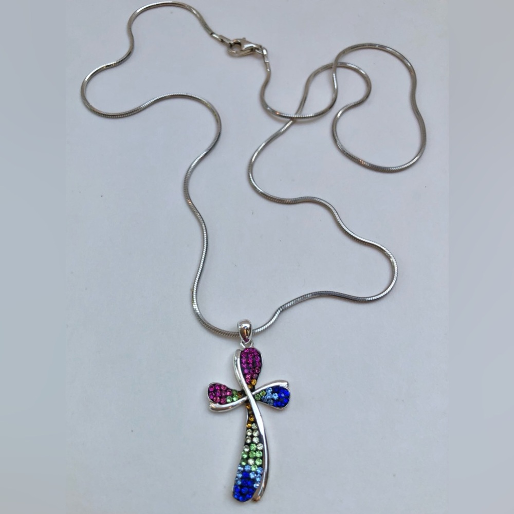 🌹🍃Sparkling JCM Rainbow Crystal Curvy Cross Sterling Silver Pendant Necklace🍃🌹
